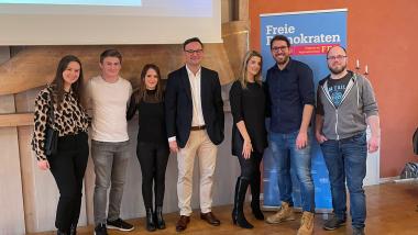 Ortsverband St.Ingbert mit Oliver Luksic (4.v. links)